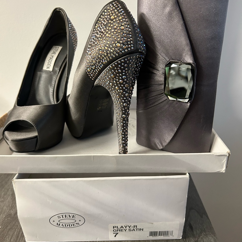 Steve Madden Black Satin Heels